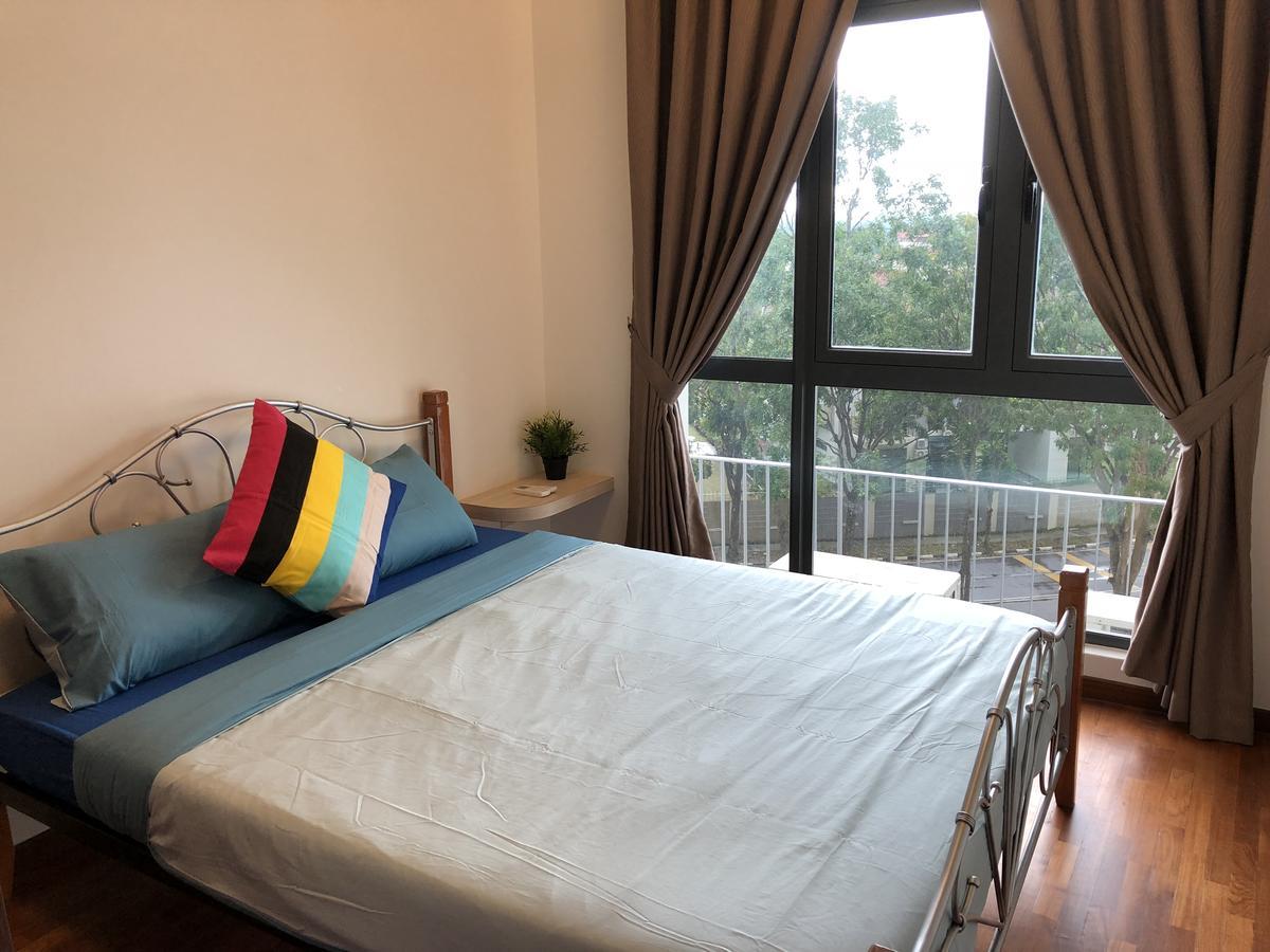 Loving&Comfy Ensuite By Crescent Bay ยะโฮร์บาห์รู ภายนอก รูปภาพ