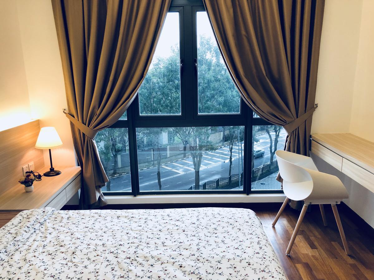 Loving&Comfy Ensuite By Crescent Bay ยะโฮร์บาห์รู ภายนอก รูปภาพ